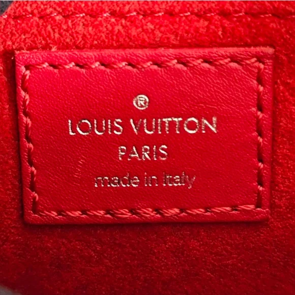 ♥️ LV New Wave ♥️ - Picture 13 of 16